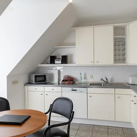 Aparthotel Zumnorde Am Anger 4*